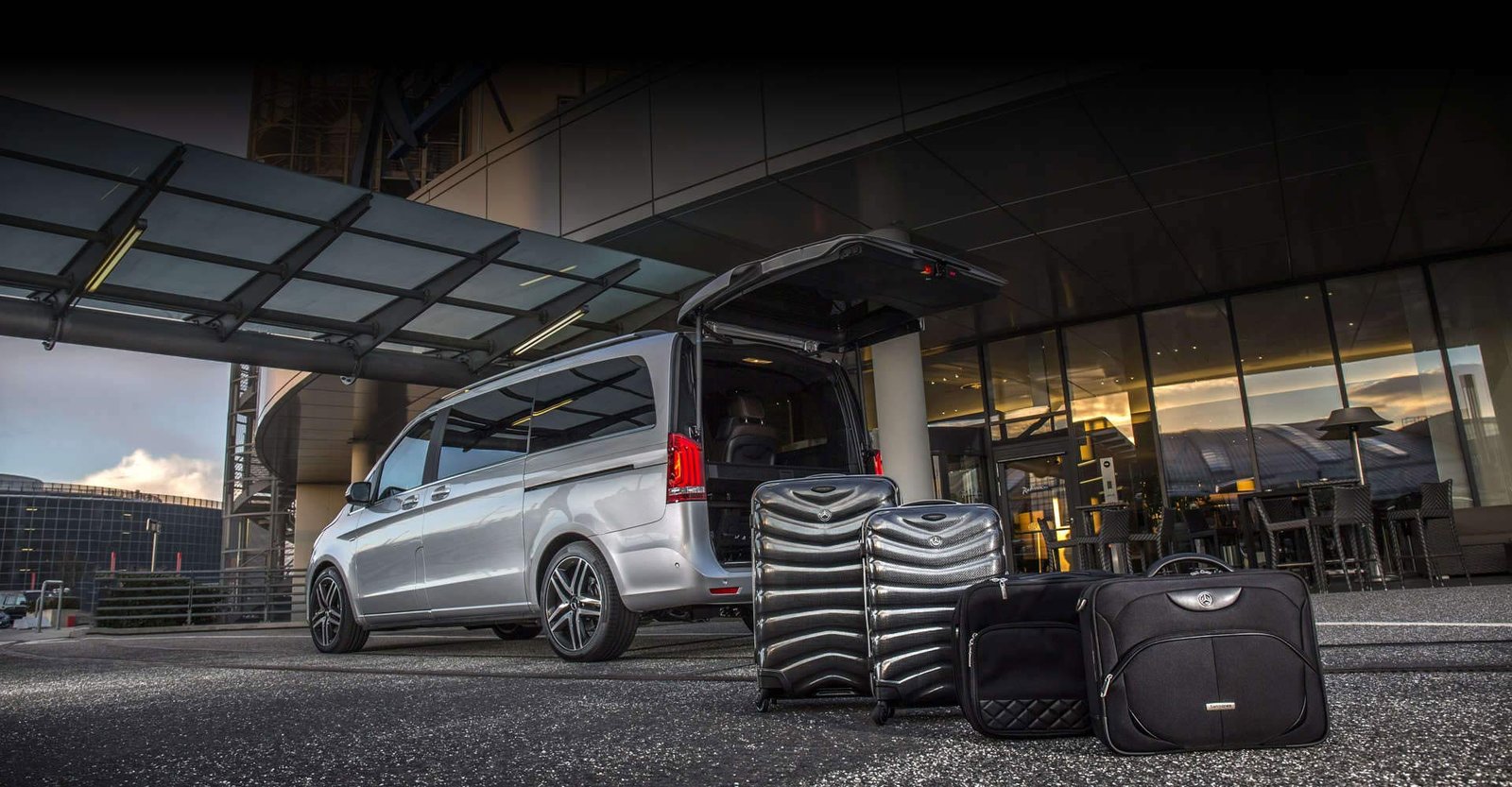 Private Transfers from Geneva Airport to Lausanne